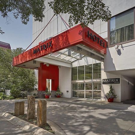 Matrix Hotel Edmonton Extérieur photo