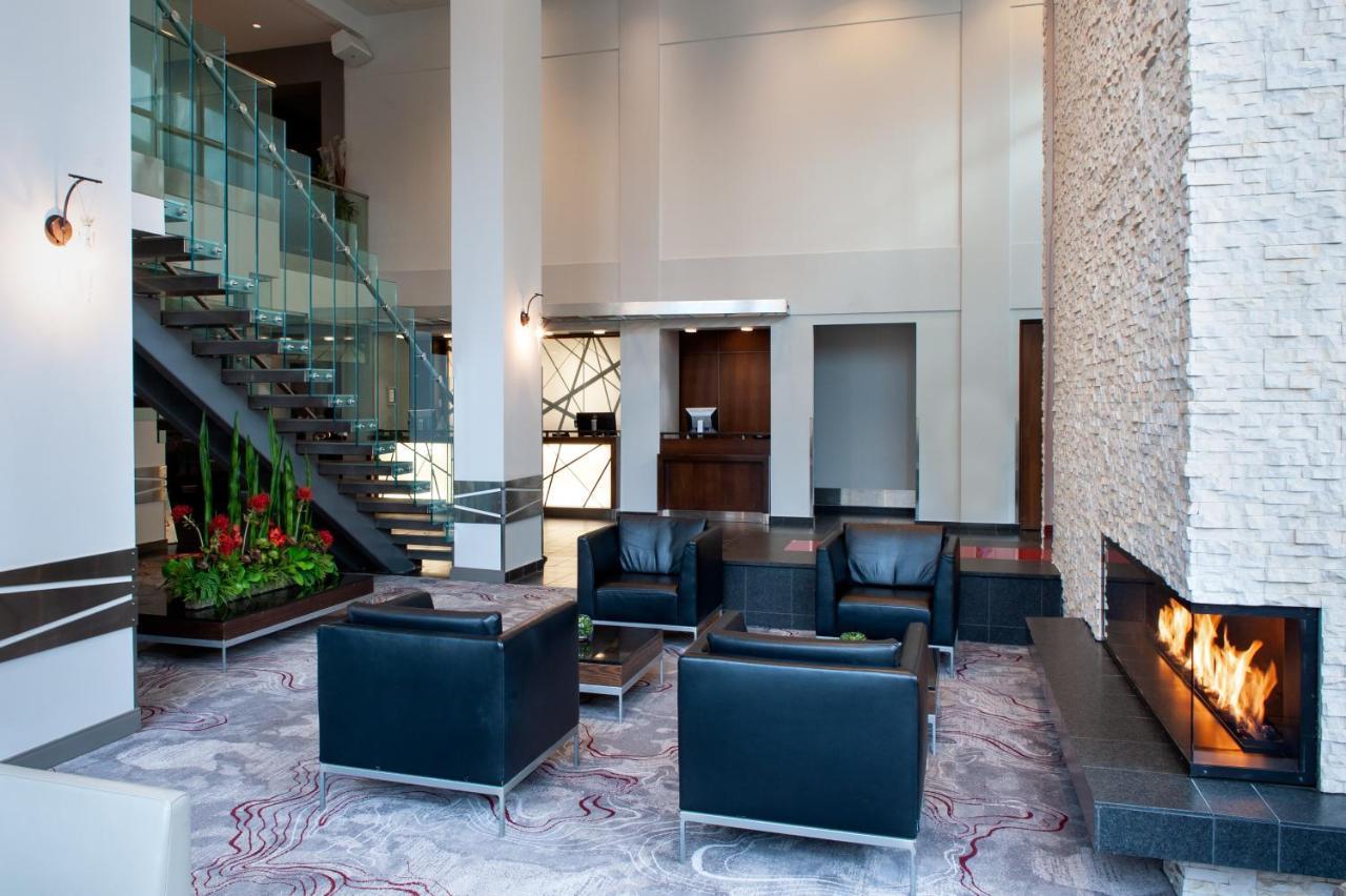 Matrix Hotel Edmonton Extérieur photo