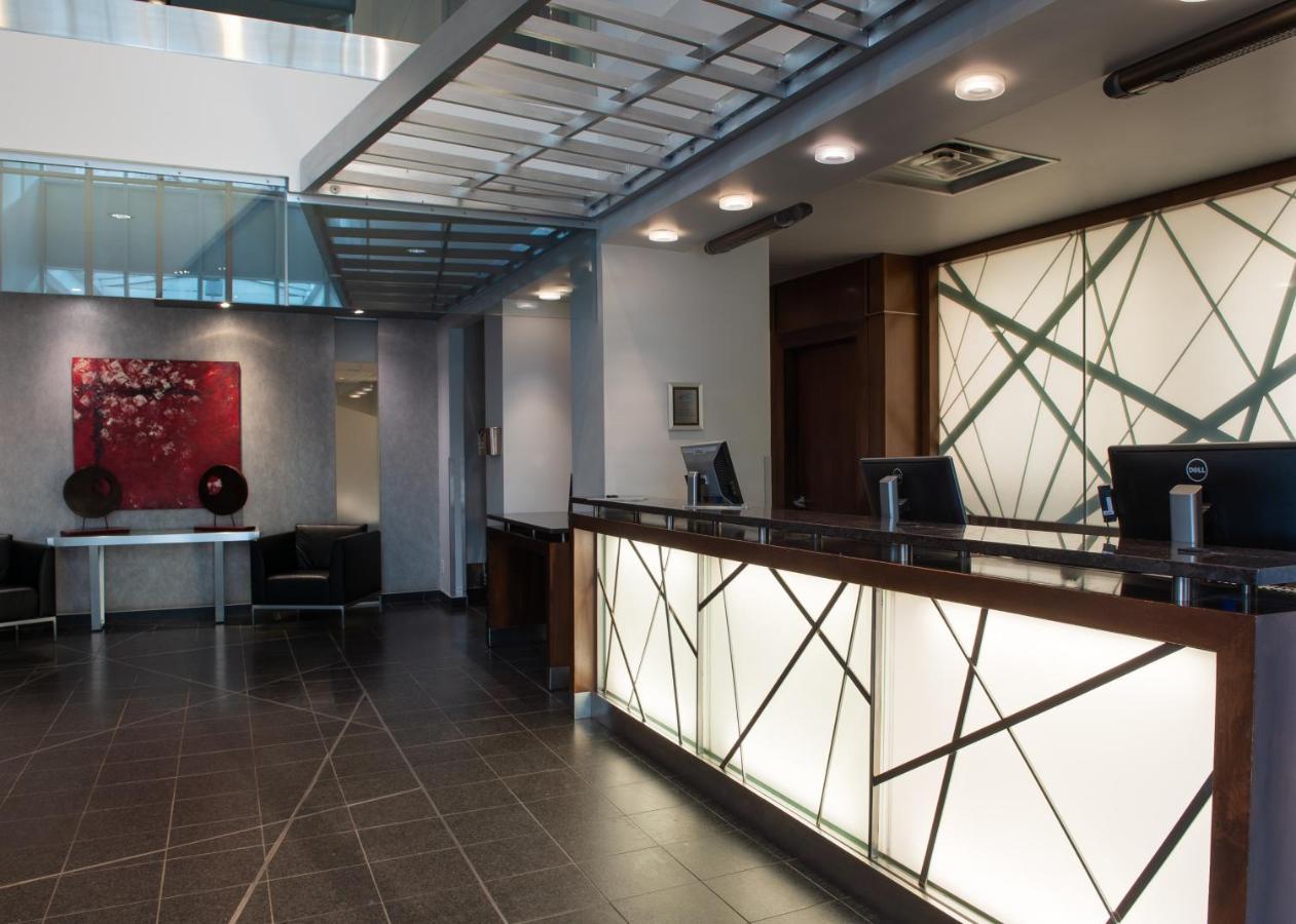 Matrix Hotel Edmonton Extérieur photo