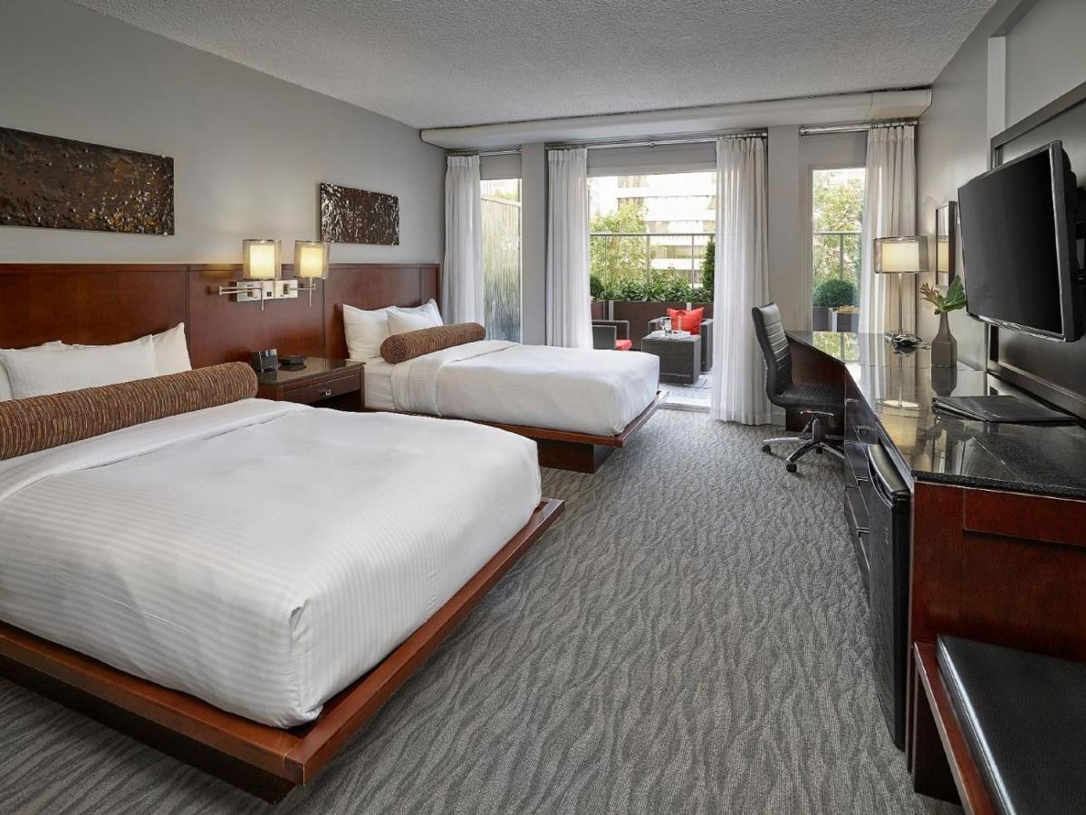 Matrix Hotel Edmonton Extérieur photo