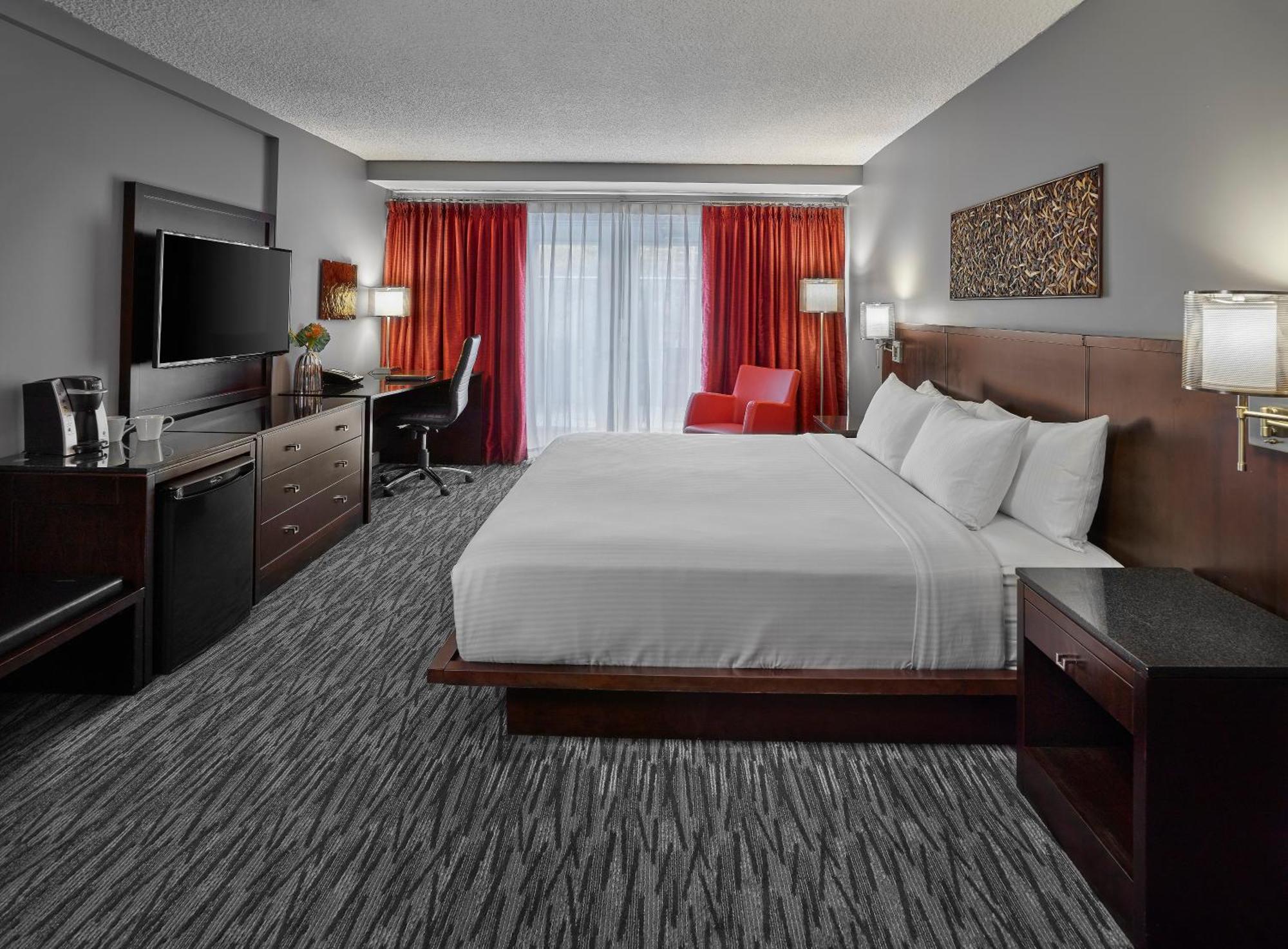Matrix Hotel Edmonton Extérieur photo