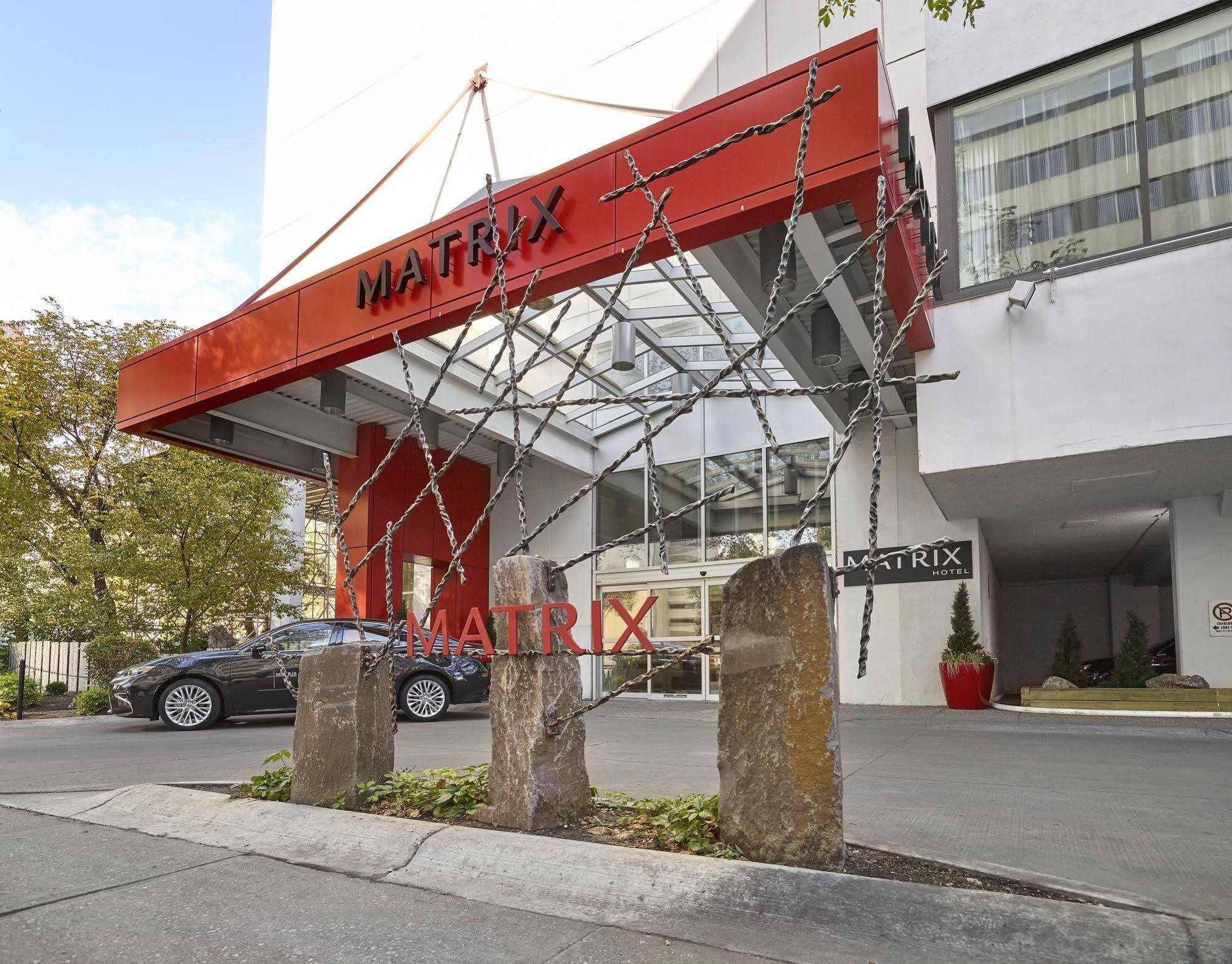 Matrix Hotel Edmonton Extérieur photo