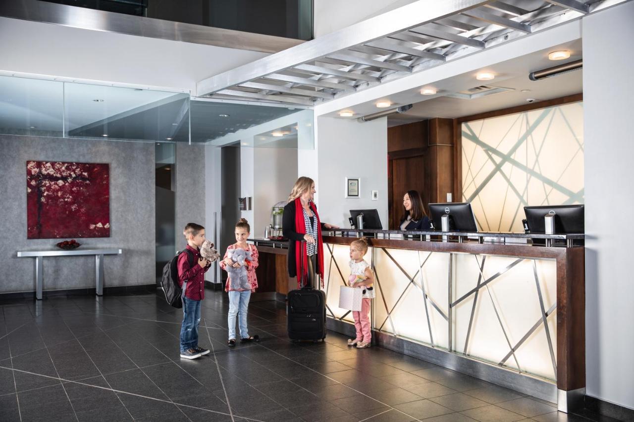 Matrix Hotel Edmonton Extérieur photo